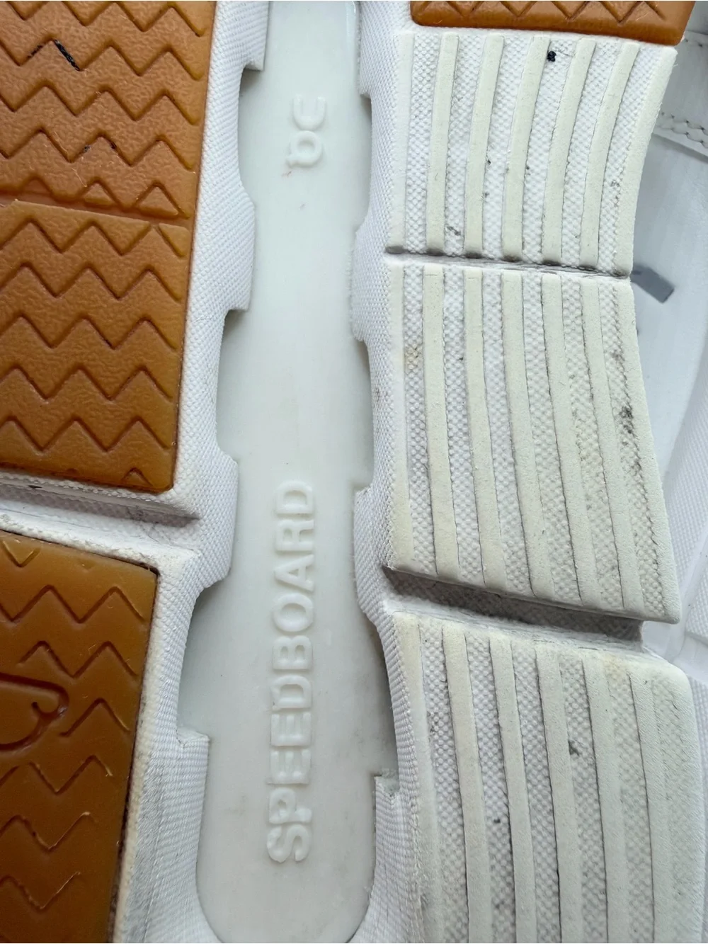 On Running Women's White and Gum-Soled Low-Top Sneakers